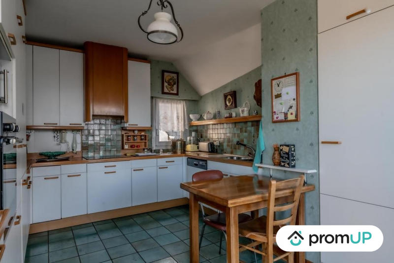 Appartement - 188 m² - 5 pièces