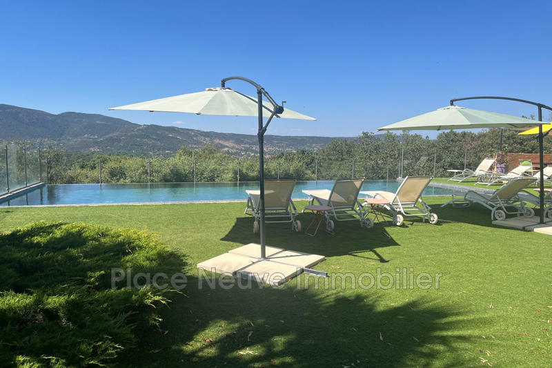 Maison - 163 m² - 7 pièces