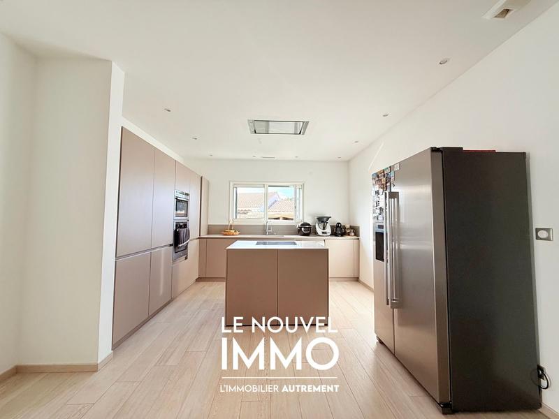 Maison - 145 m² - 5 pièces