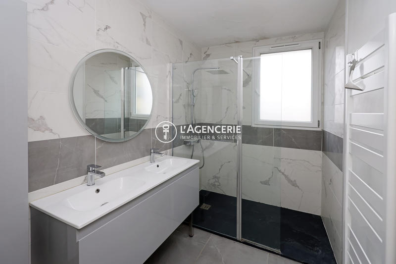 Maison - 117 m² - 6 pièces