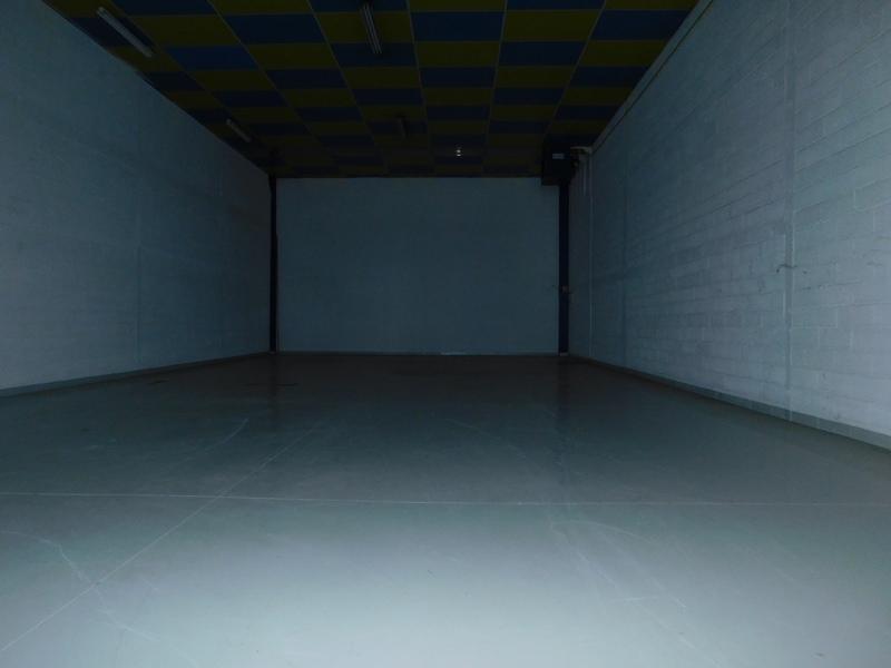 Bureau - 564 m² - 1 pièce