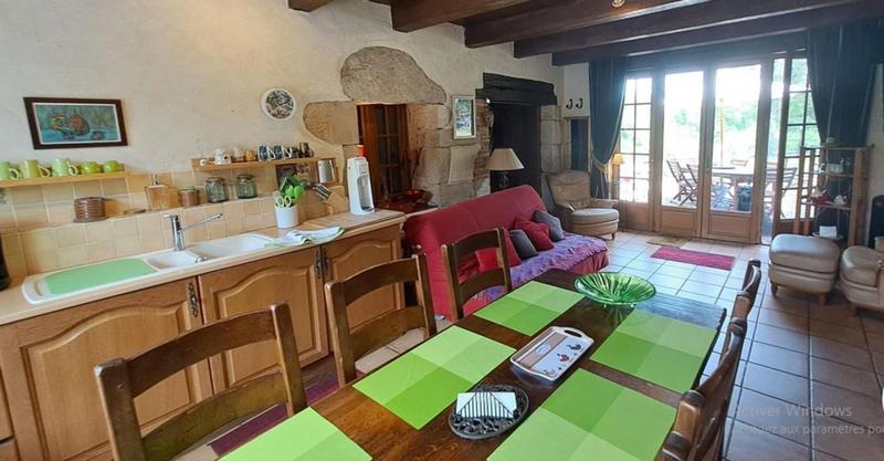 Propriété - 330 m² - 12 pièces