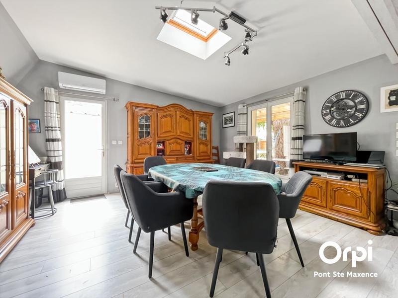 Maison - 169 m² - 7 pièces