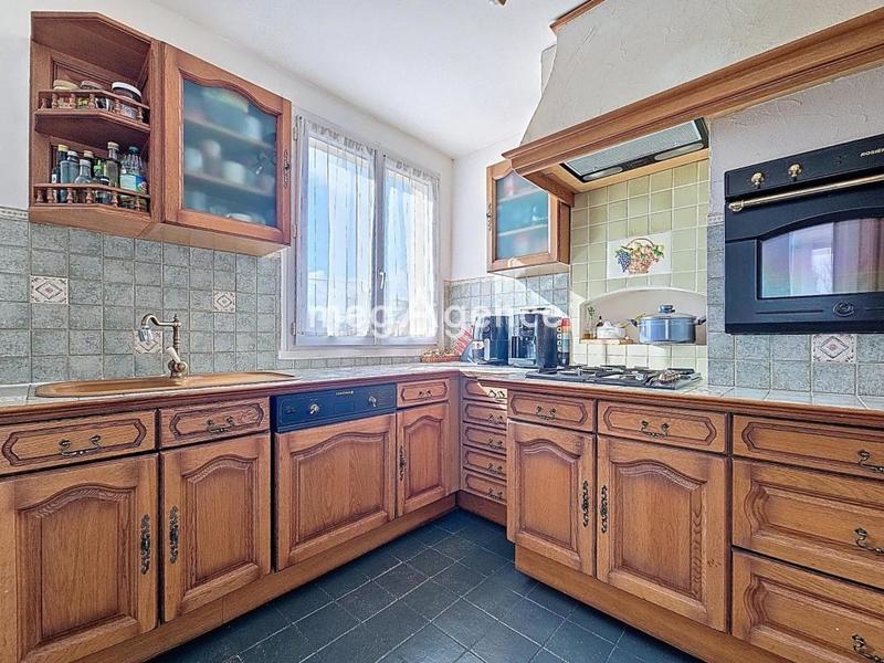 Maison - 84 m² - 5 pièces