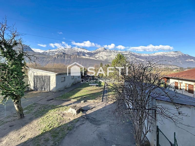 Maison - 140 m² - 4 pièces