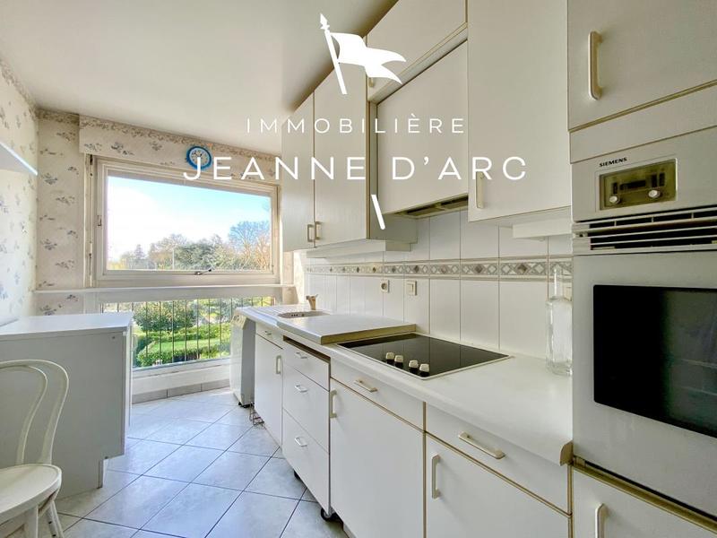 Appartement - 94 m² - 4 pièces