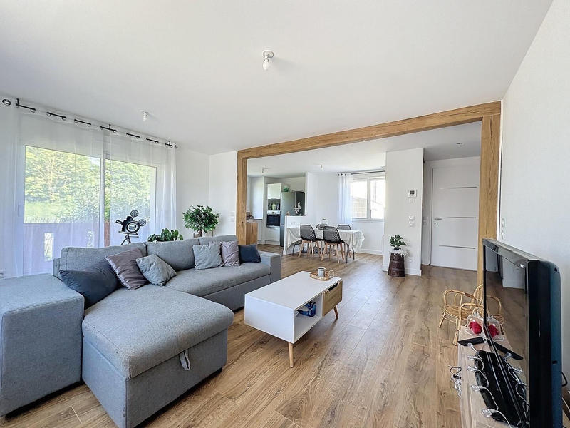 Maison - 83 m² - 4 pièces