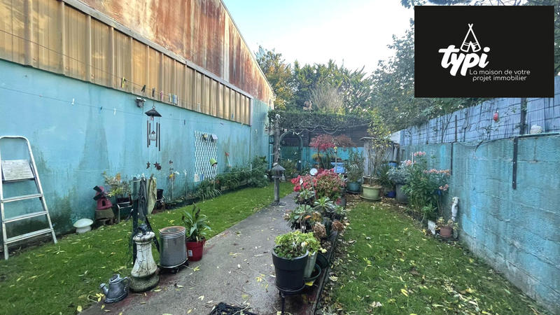 Local commercial - 230 m² - 10 pièces