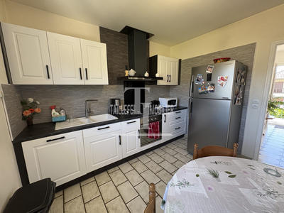 Maison - 144 m² - 6 pièces