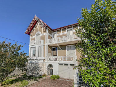 Maison - 175 m² - 6 pièces