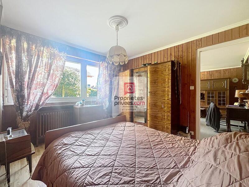 Maison - 323 m² - 7 pièces