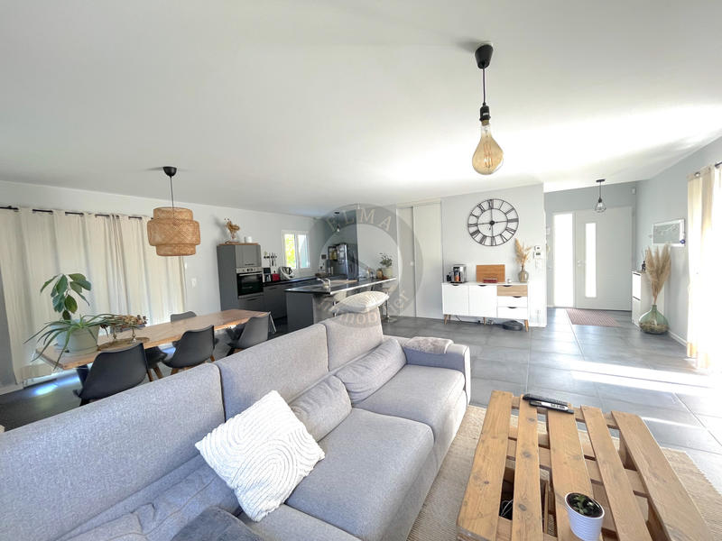 Maison - 114 m² - 6 pièces