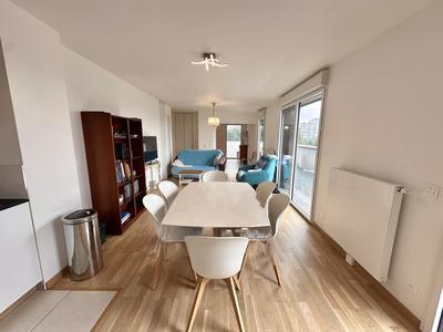 Appartement - 82 m² - 4 pièces