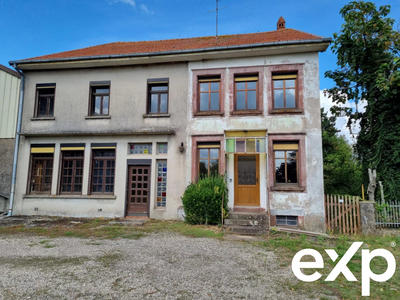 Maison traditionnelle - 269 m² - 6 pièces