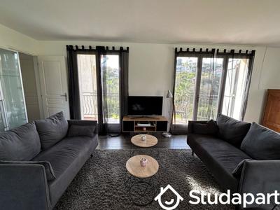 Appartement - 120 m² - 5 pièces