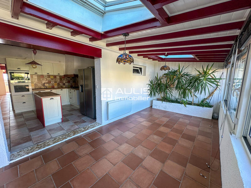 Villa - 143 m² - 5 pièces