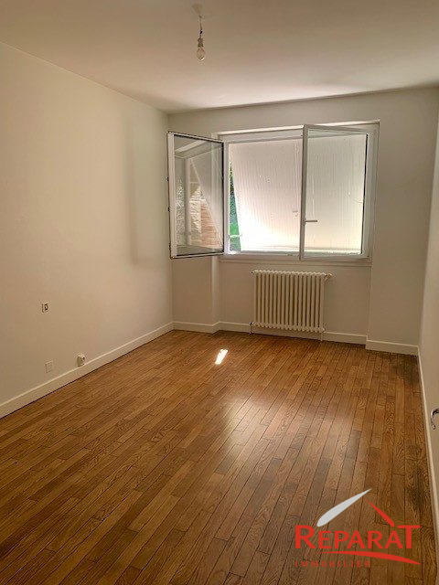 Appartement - 98 m² - 4 pièces