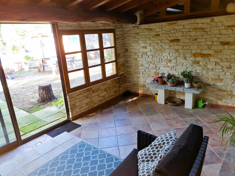 Maison - 242 m² - 7 pièces
