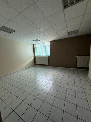 Bureau - 126 m² - 5 pièces
