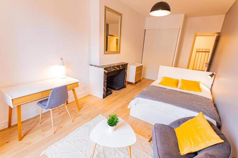 Chambre - 11 m² - 1 pièce