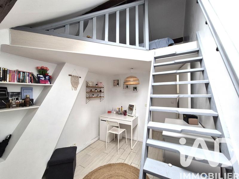 Maison - 186 m² - 8 pièces