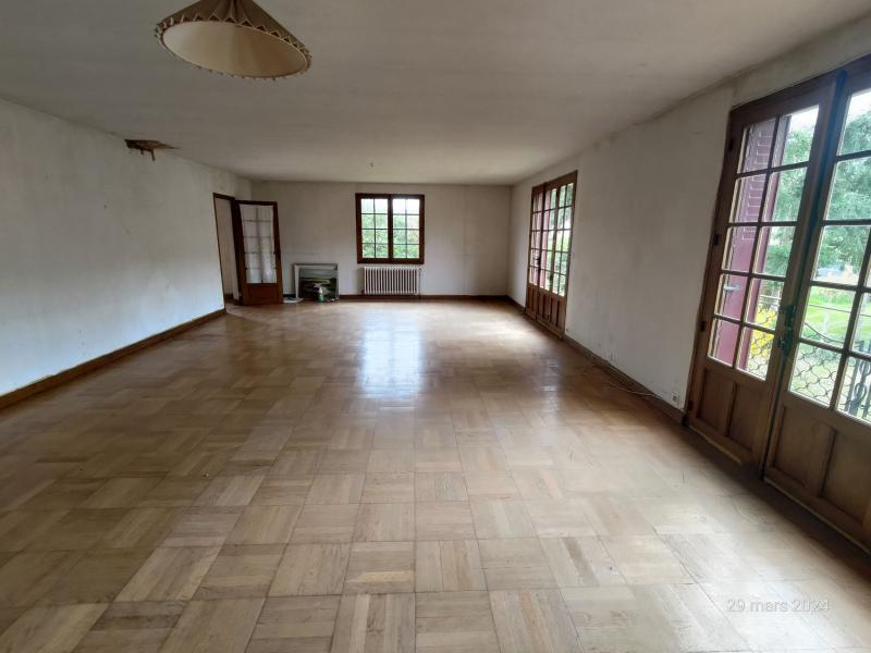 Maison - 211 m² - 4 pièces