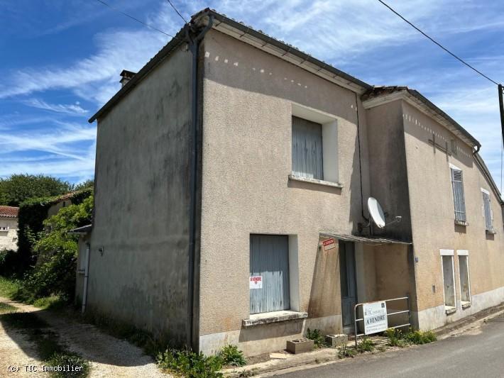 Maison de village - 157 m² - 6 pièces