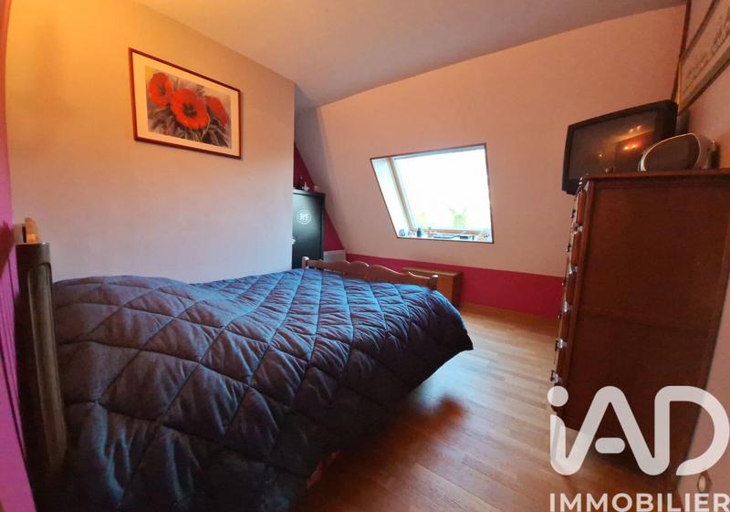 Maison - 186 m² - 8 pièces