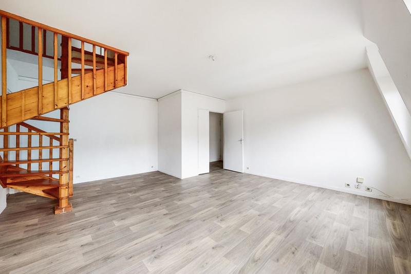 Appartement - 104 m² - 5 pièces