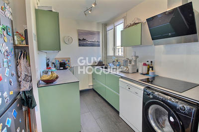 Appartement - 85 m² - 5 pièces