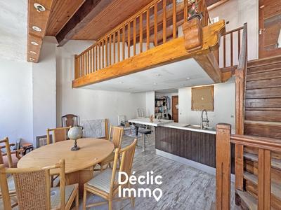 Appartement - 102 m² - 5 pièces