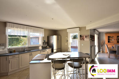 Pavillon - 145 m² - 6 pièces