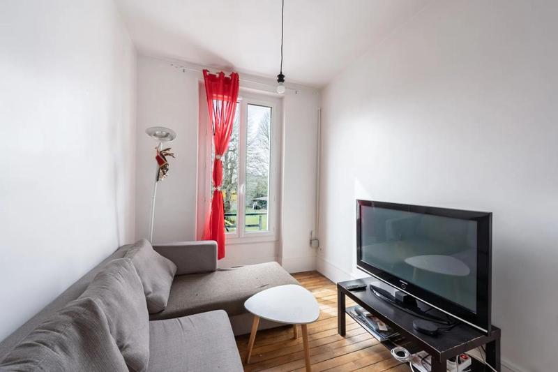 Maison - 228 m² - 8 pièces