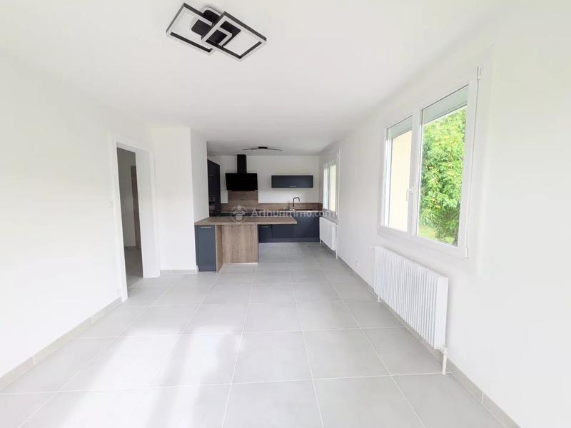 Maison - 105 m² - 4 pièces