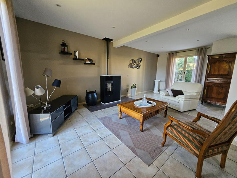 Maison - 88 m² - 4 pièces