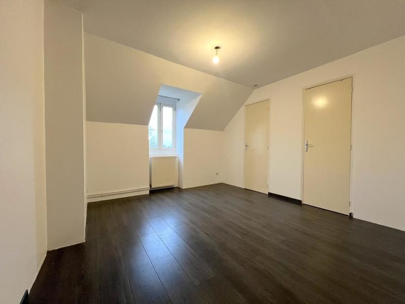 Maison de village - 92 m² - 4 pièces