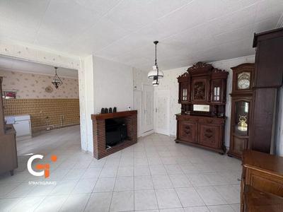 Maison - 93 m² - 5 pièces