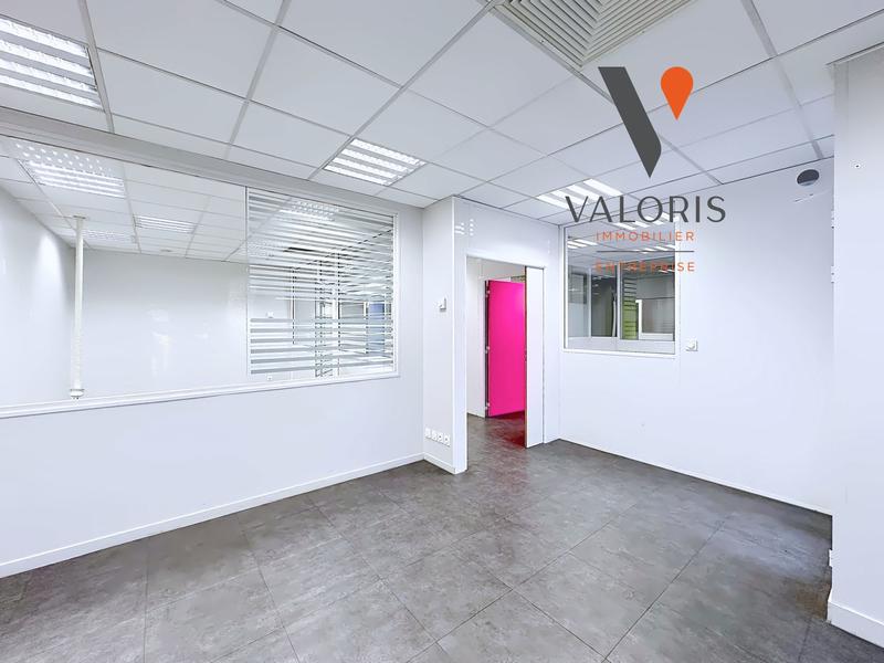 Bureau - 288 m² - 9 pièces