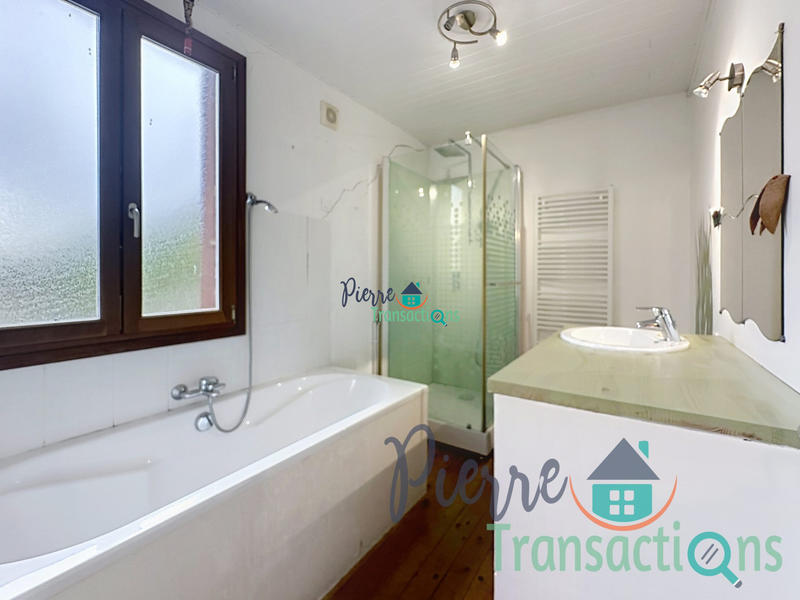 Maison ancienne - 163 m² - 6 pièces