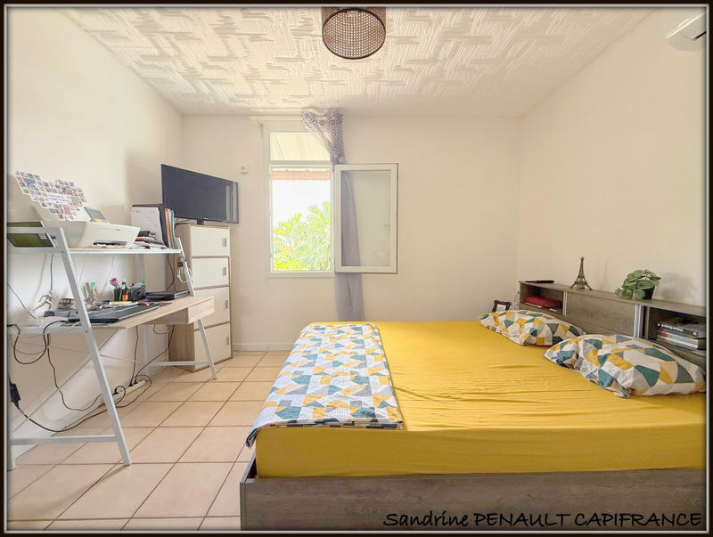 Maison - 104 m² - 4 pièces