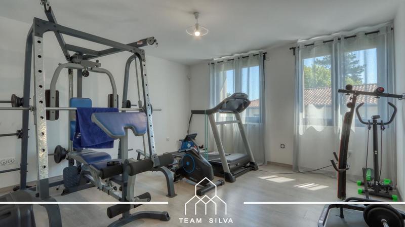 Maison - 160 m² - 6 pièces