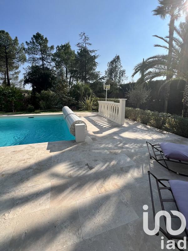 Maison - 270 m² - 8 pièces