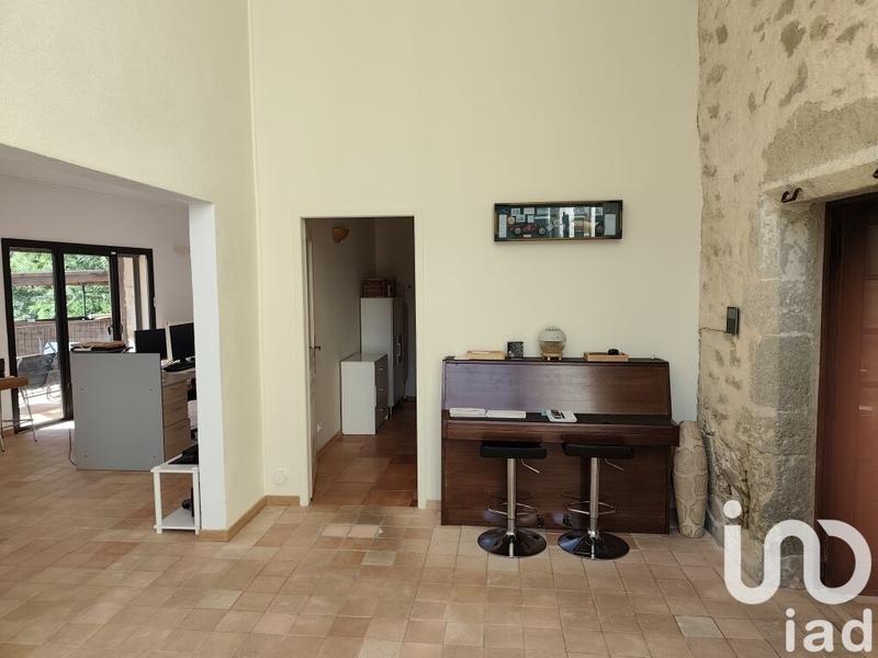 Maison - 237 m² - 7 pièces