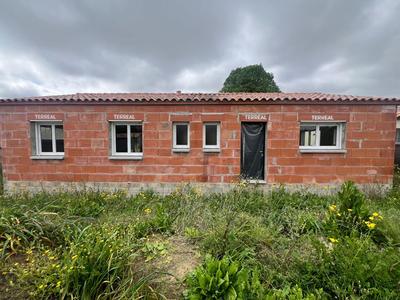 Maison - 104 m² - 1 pièce