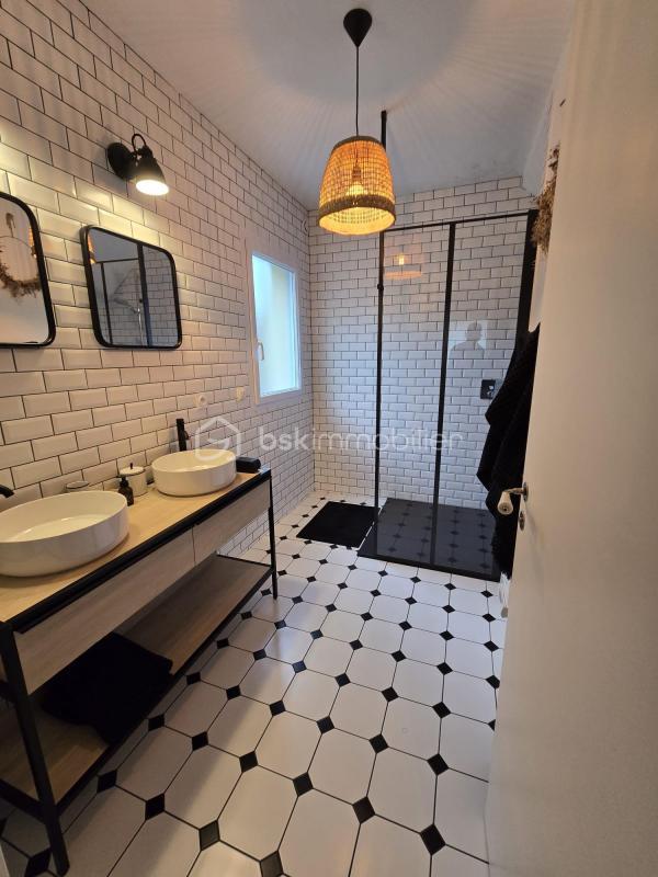 Maison de ville - 225 m² - 8 pièces