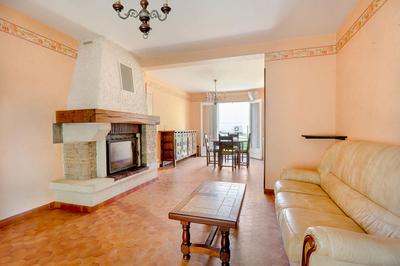 Maison - 147 m² - 7 pièces