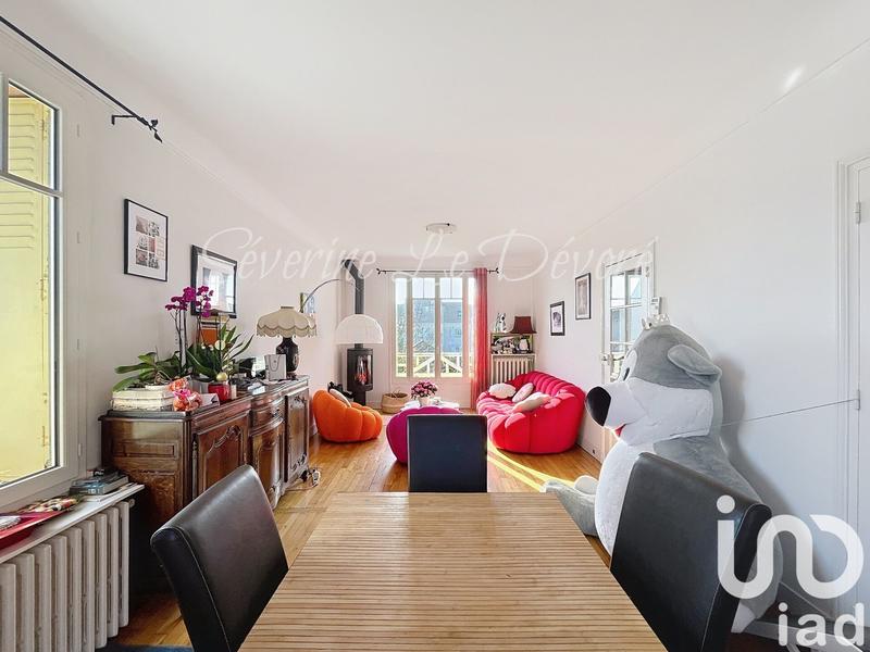 Maison - 143 m² - 8 pièces