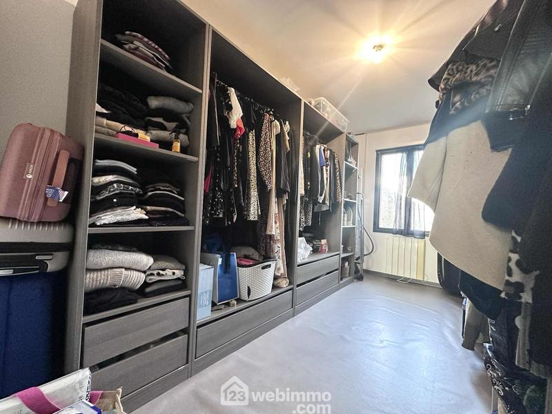 Maison - 98 m² - 5 pièces