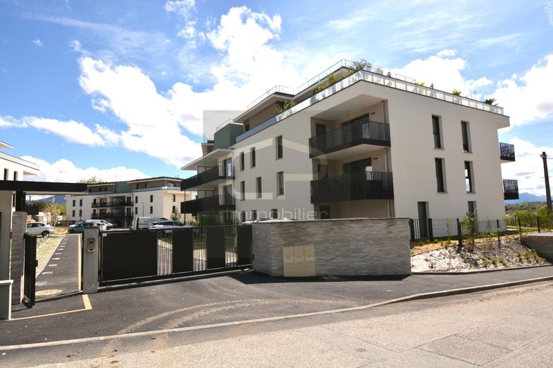 Appartement - 86 m² - 4 pièces