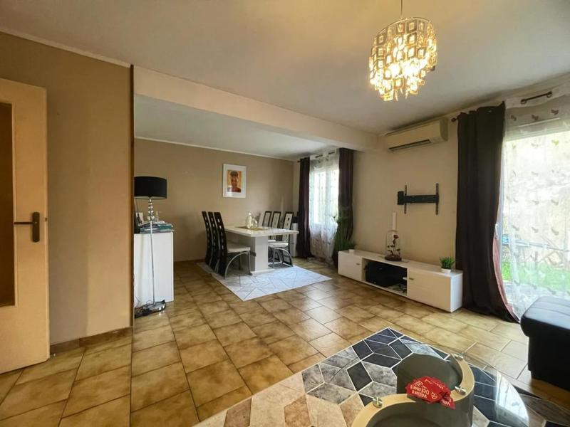 Maison - 88 m² - 5 pièces
